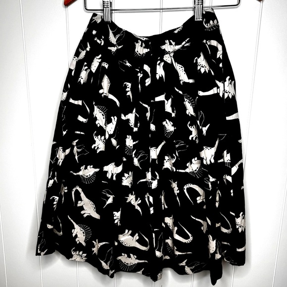 Modcloth Skirt S Black Dinosaur Print Novelty Pockets Flare Teacher Academia - Picture 6 of 6